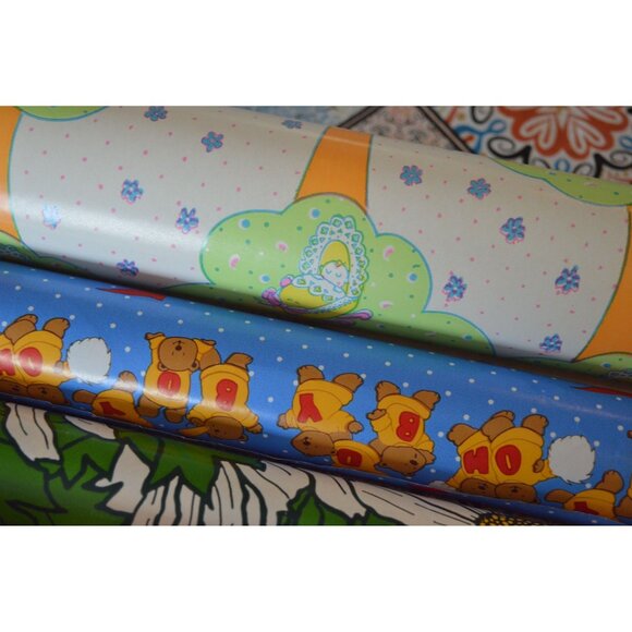 Vintage 80s Gift Wrapping Paper & Tissue Bundle Apples Fruit Daisies Bears Baby - Picture 3 of 3